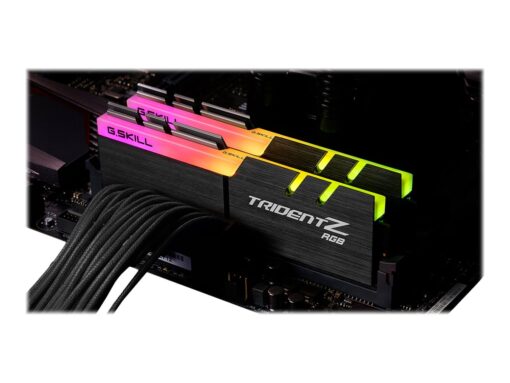 G.Skill TridentZ RGB Series DDR4 32GB kit 4400MHz CL19 Ikke-ECC